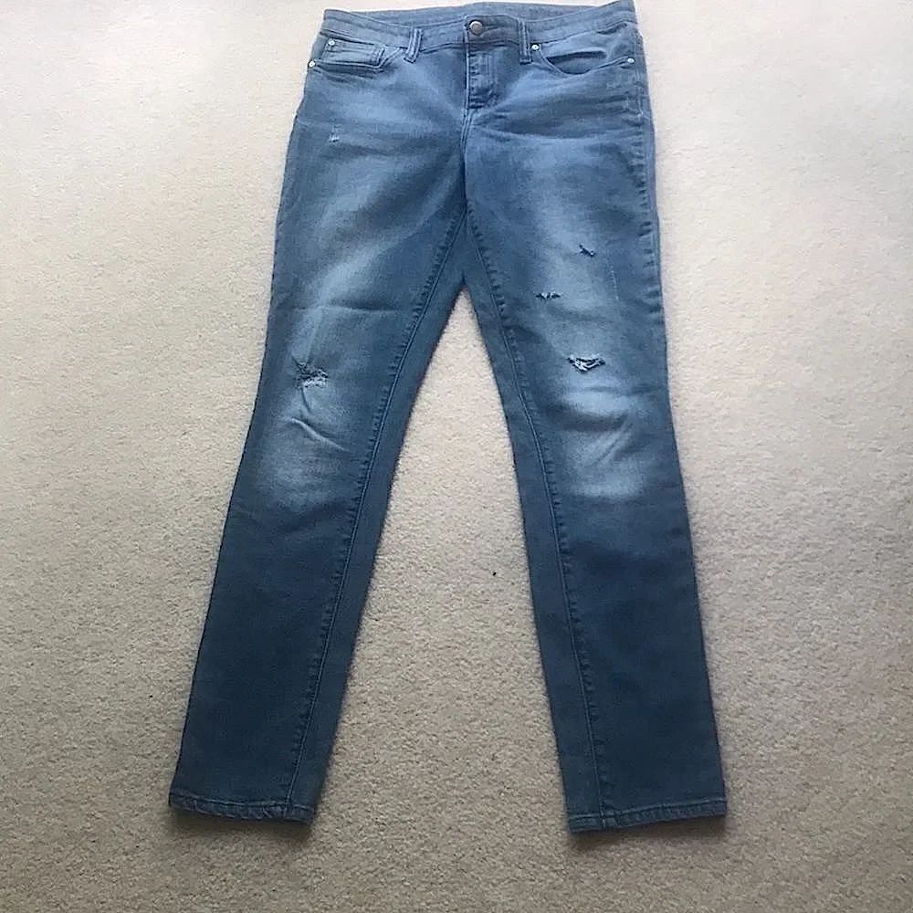 Gap Premium Mid Rise Skinny Jeans!